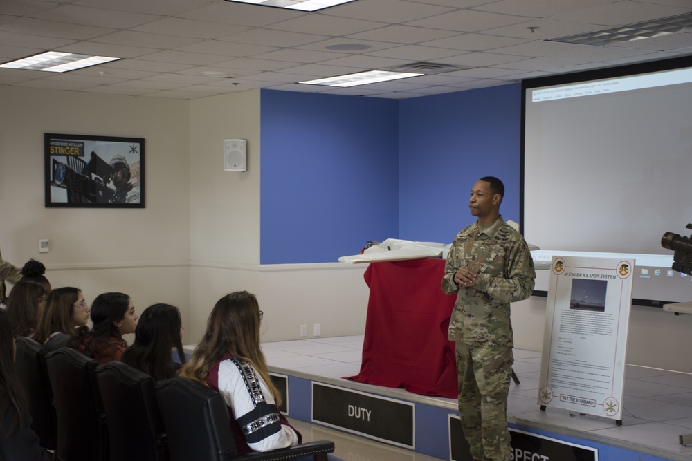 DVIDS - Images - US Army Recruiters Train High School Students [Image 5 ...