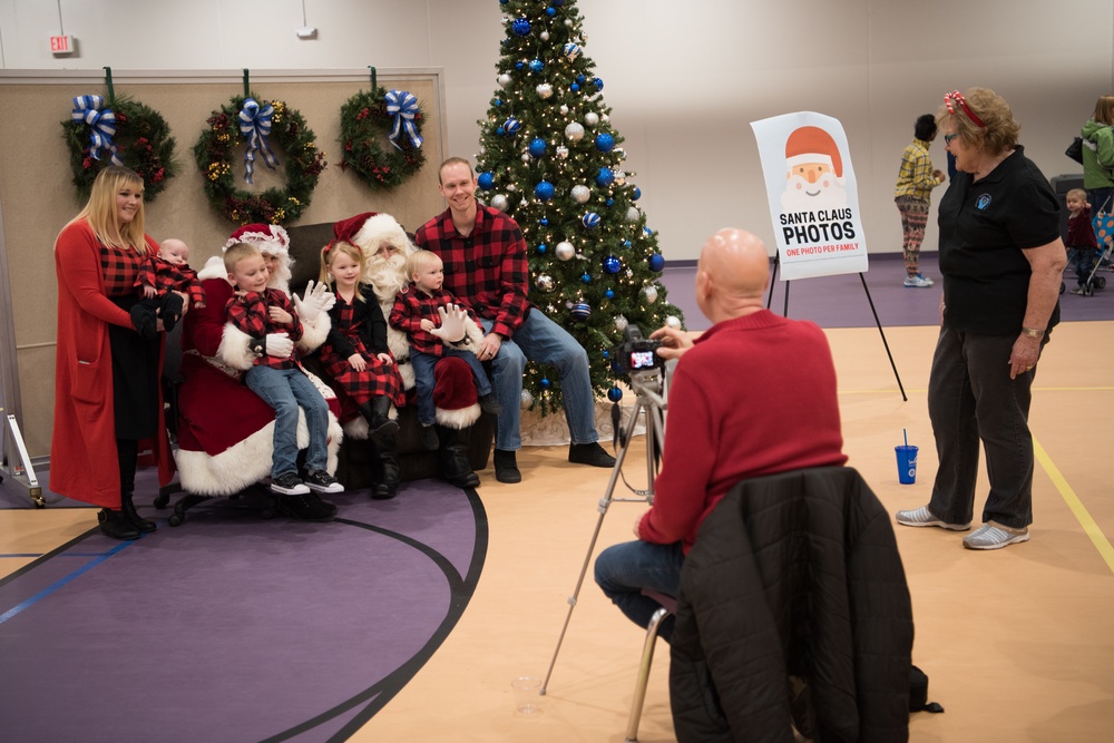 Offutt Enlisted Spouses Club hosts 25th Winter Wonderland event