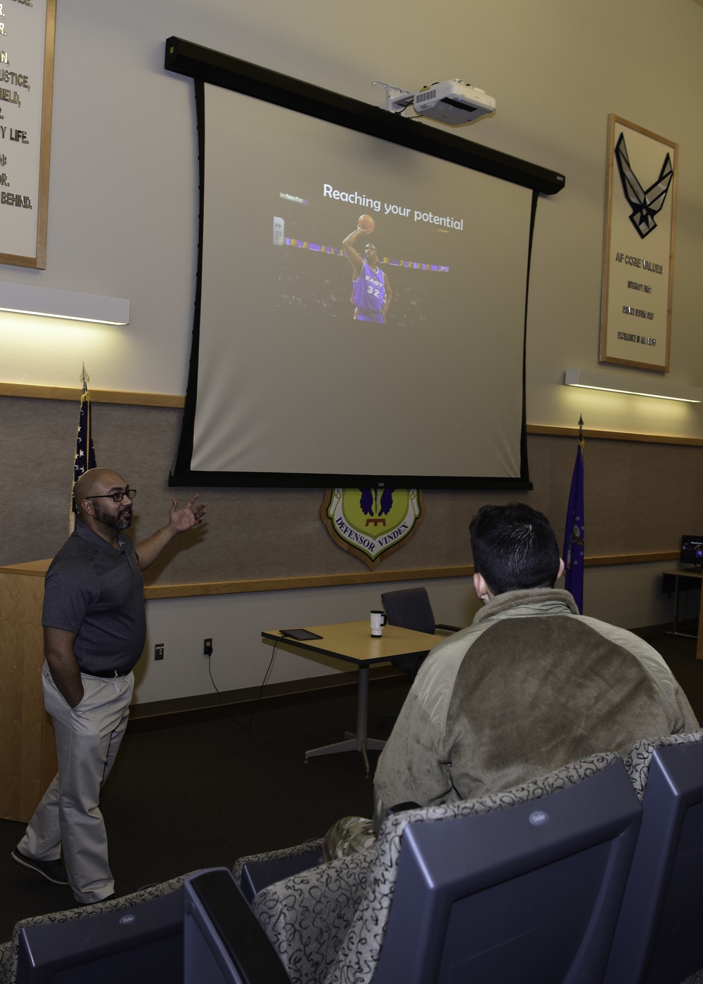Whiteman AFB Professional Development Center hosts leadership seminar