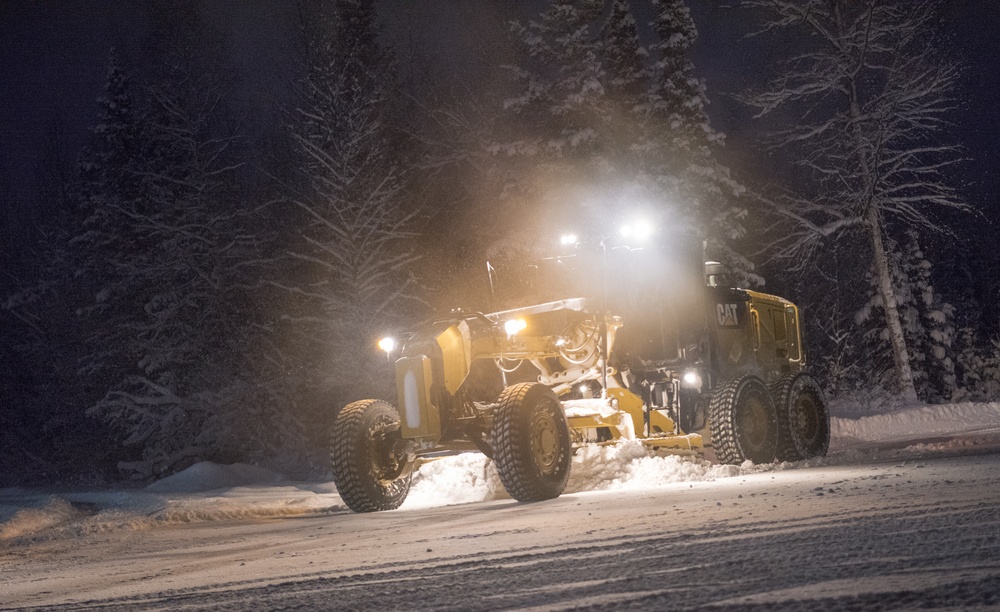 Alaska snow cloaks JBER