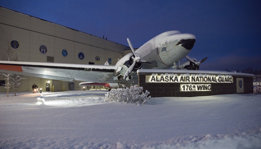 Alaska snow cloaks JBER