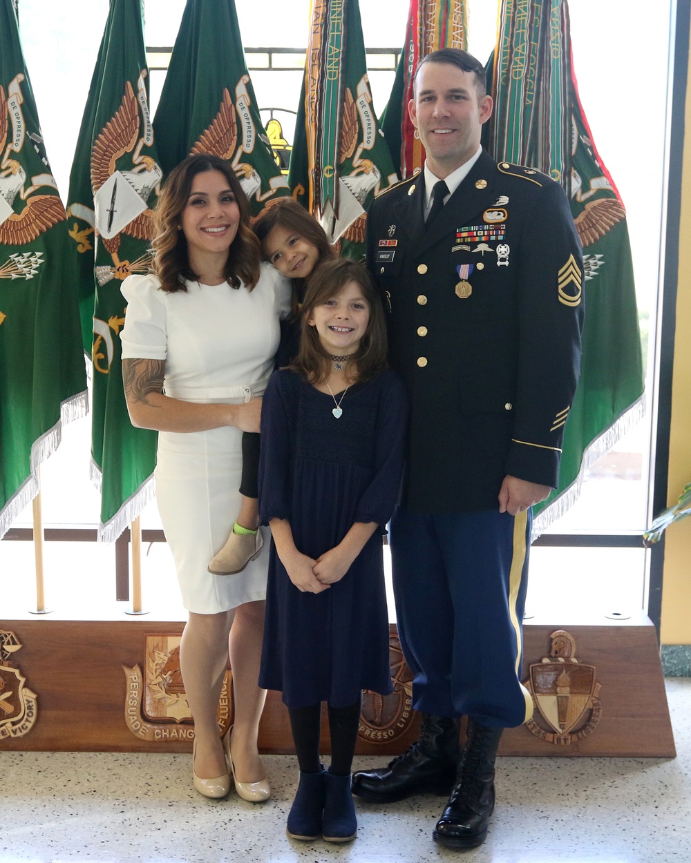 Special Forces Instructor Receives Soldier's Medal