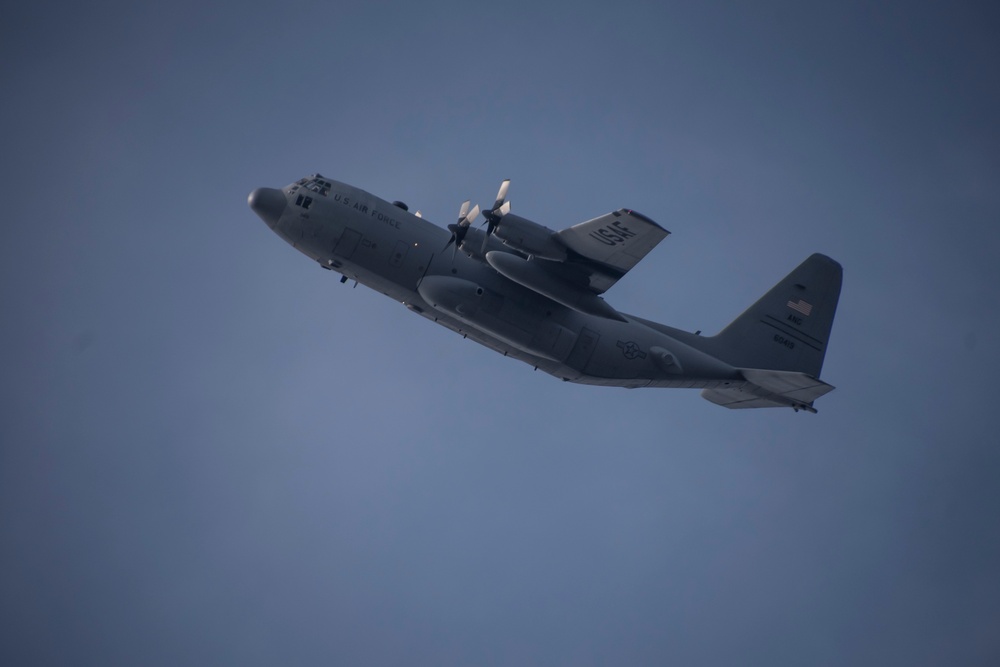 Lt. Col. Robert &quot;Zippy&quot; Dunlap has Final Flight with 179th Airlift Wing