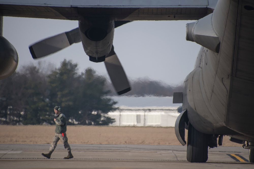 Lt. Col. Robert &quot;Zippy&quot; Dunlap has Final Flight with 179th Airlift Wing