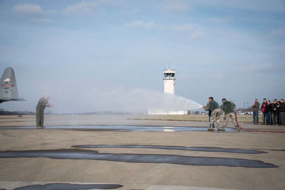 Lt. Col. Robert &quot;Zippy&quot; Dunlap has Final Flight with 179th Airlift Wing