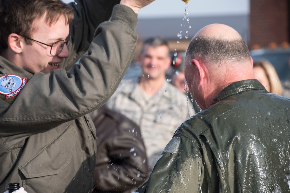 Lt. Col. Robert &quot;Zippy&quot; Dunlap has Final Flight with 179th Airlift Wing