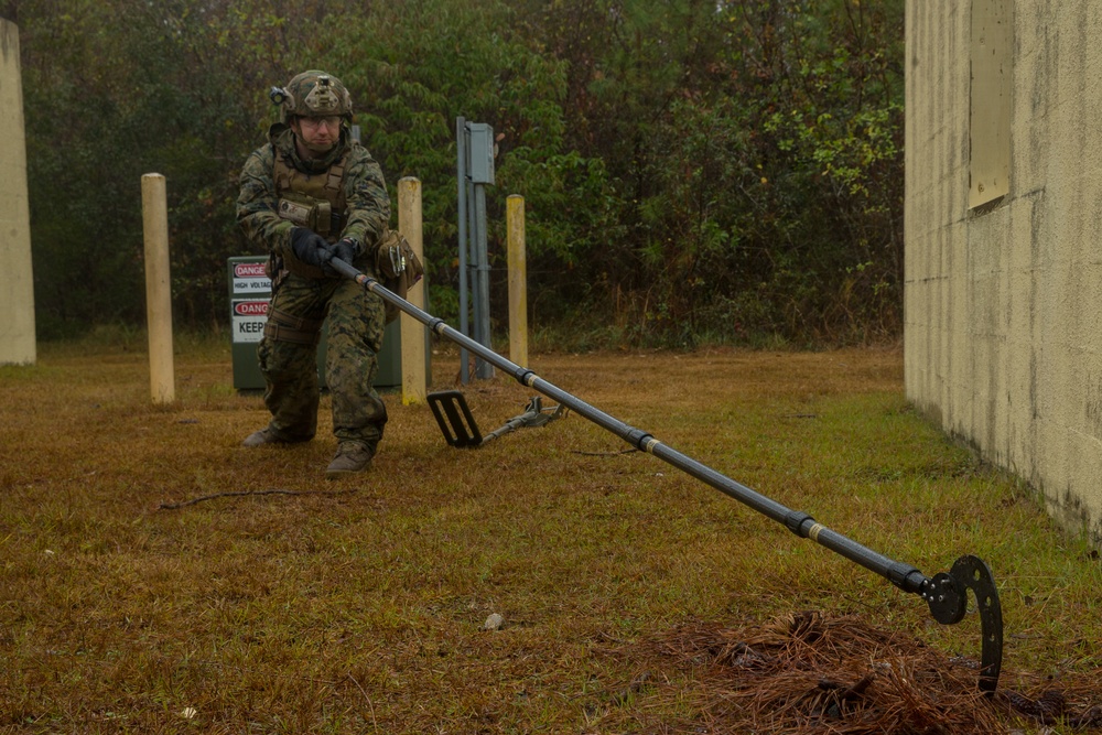 Explosive Ordnance Disposal Marines participate in field exercise