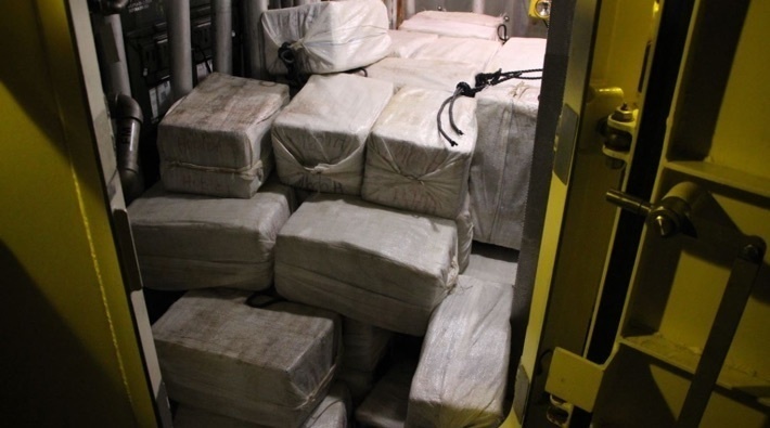 Coast Guard, CBIG, DEA authorities seize $30 million in cocaine, apprehend 3 suspected smugglers from go-fast in the Eastern Caribbean