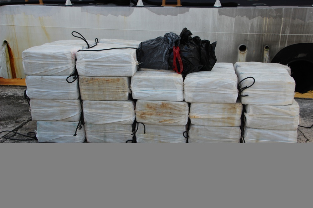 Coast Guard offloads more than 2 tons of cocaine in Saint Thomas