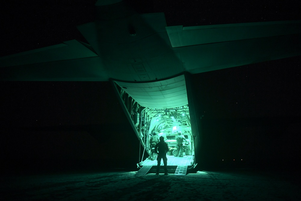 75th Expeditionary Airlift Squadron Supports Personnel Recovery Training Exercise