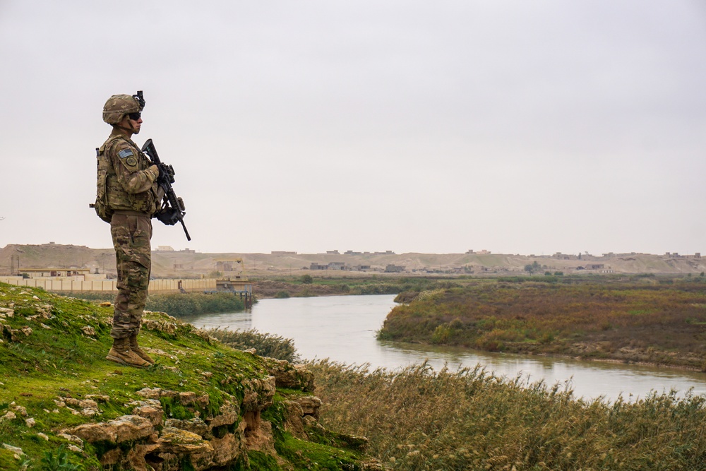 Brave Rifles Troopers Conduct Patrol