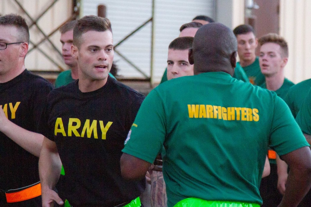 Soldiers in Division Run