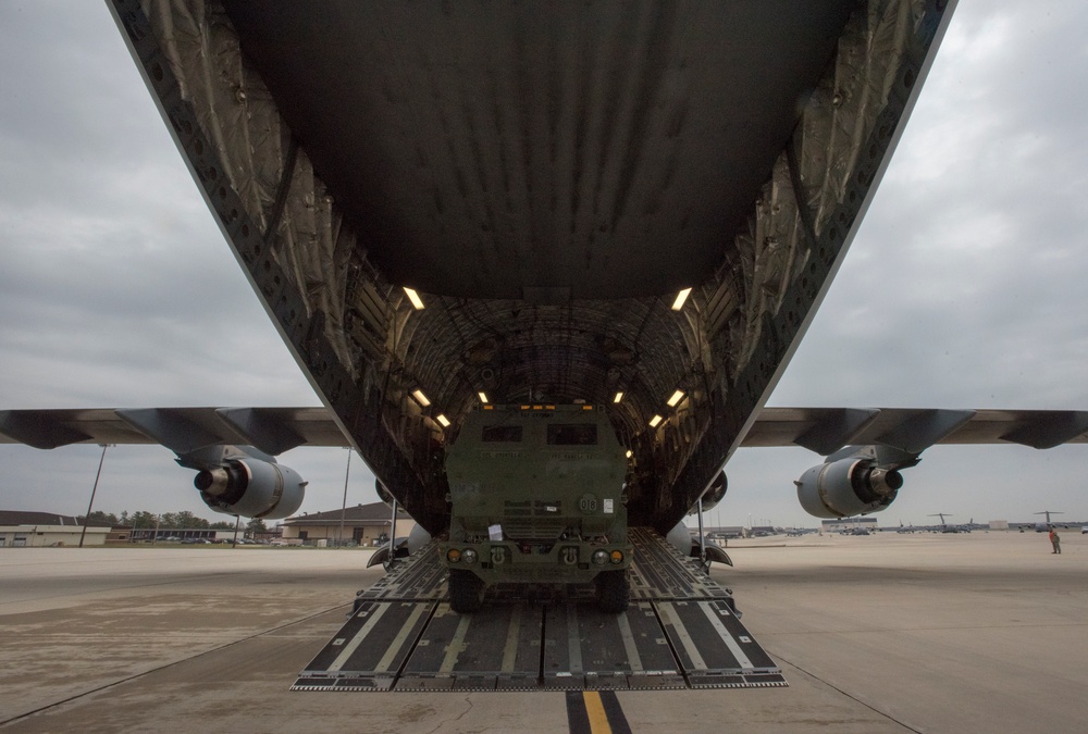 Army, Air Force performs HIMARS exercise in C-17