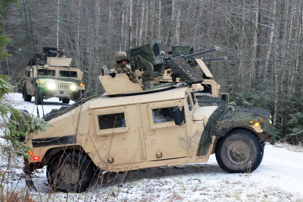 US, Estonian Soldiers Train at Christmas Thunder