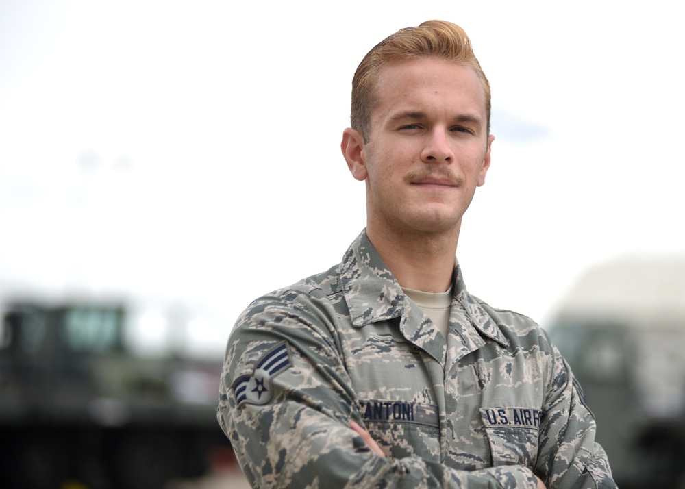 Air Force Reserve family helps Airman go active duty