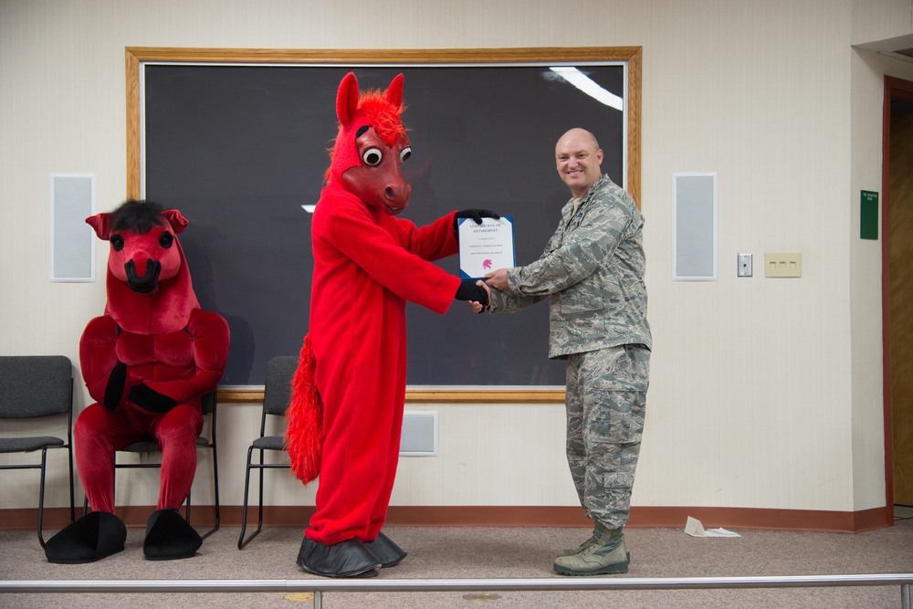 203rd RED HORSE welcomes new commander