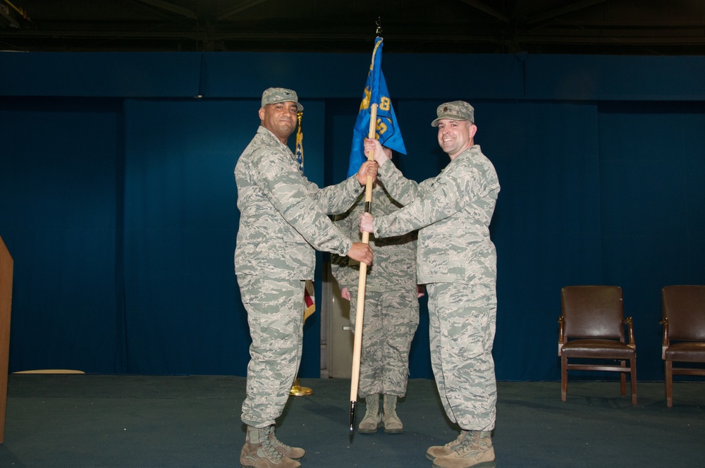 185th Cyber Operations Squadron welcomes new commander in assumption of command ceremony