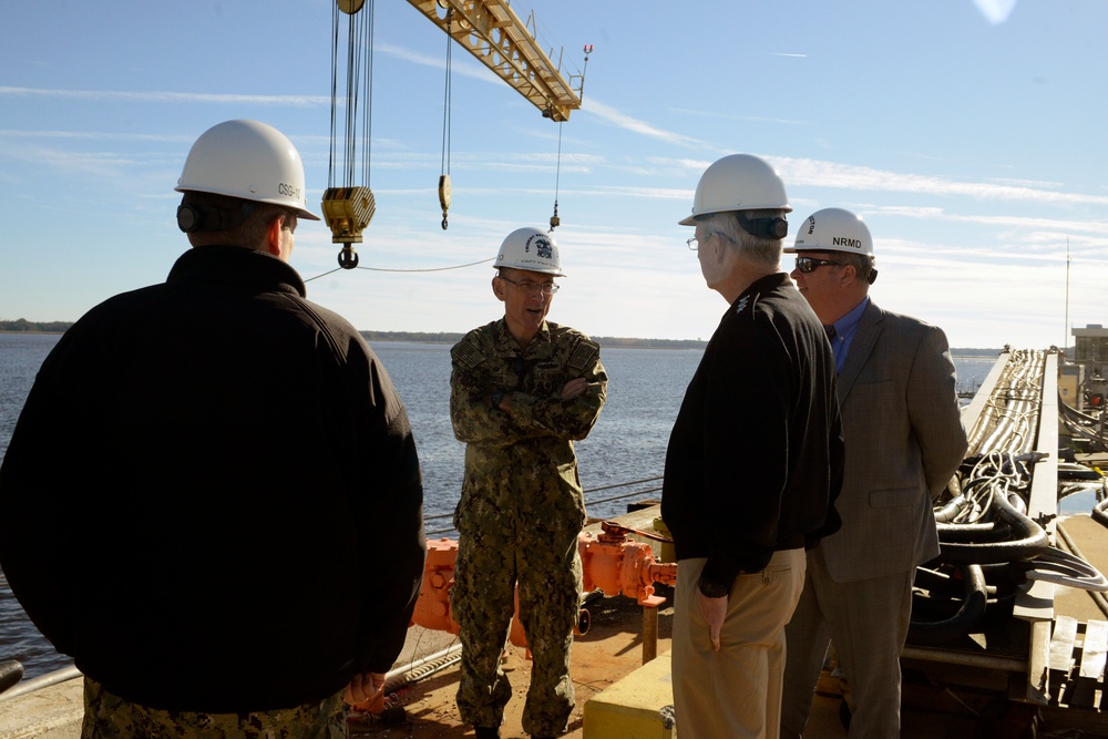 VADM Moore Visits Naval Submarine Base Kings Bay