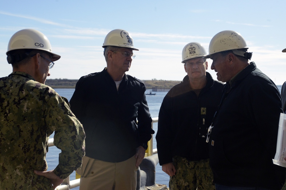 VADM Moore Visits Naval Submarine Base Kings Bay