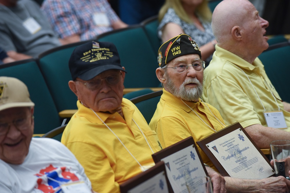 83rd ID WWII veterans visit Fort Knox