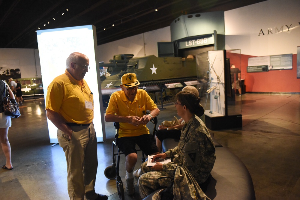 83rd ID WWII veterans visit Fort Knox