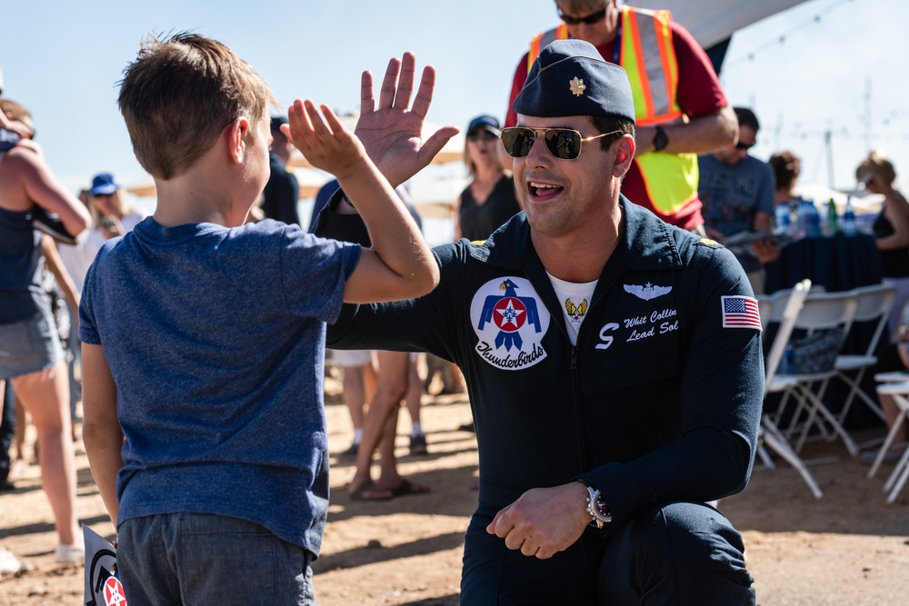 Thunderbirds perform at Mather Airshow