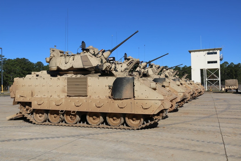 C Co., 3-67 AR trains tier 2 table VI Gunnery on M2a2 Platform.
