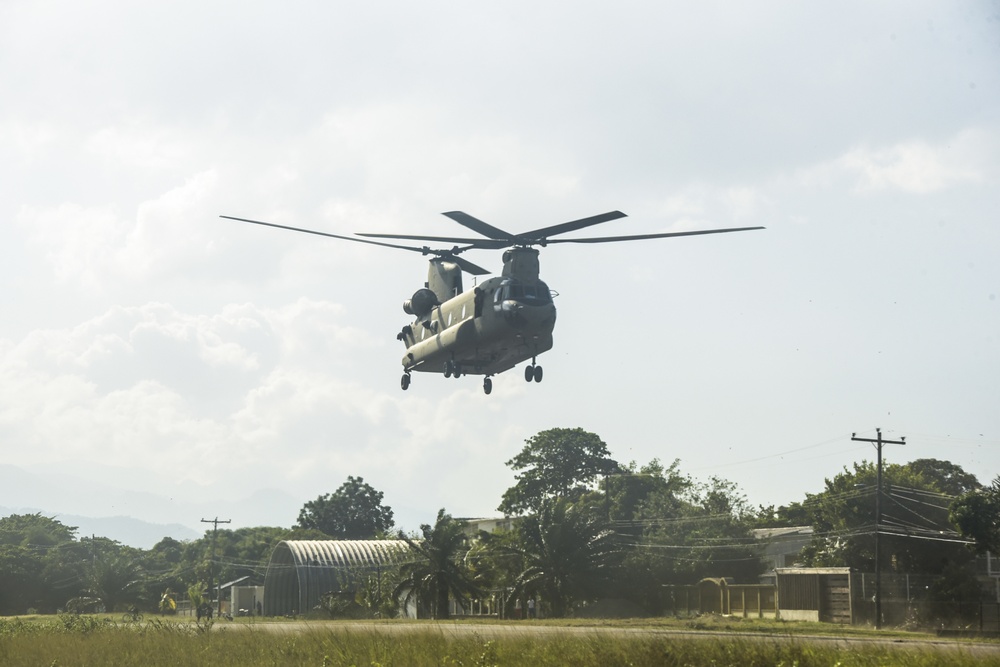 USNS Comfort Honduras