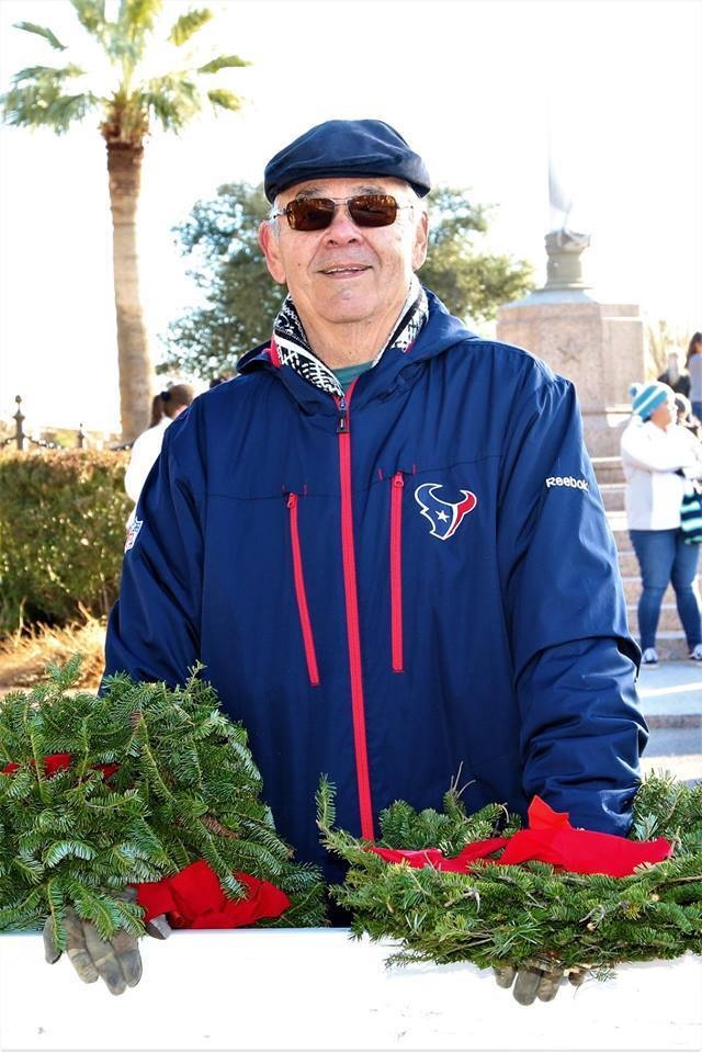 Fort Bliss Wreaths Across America