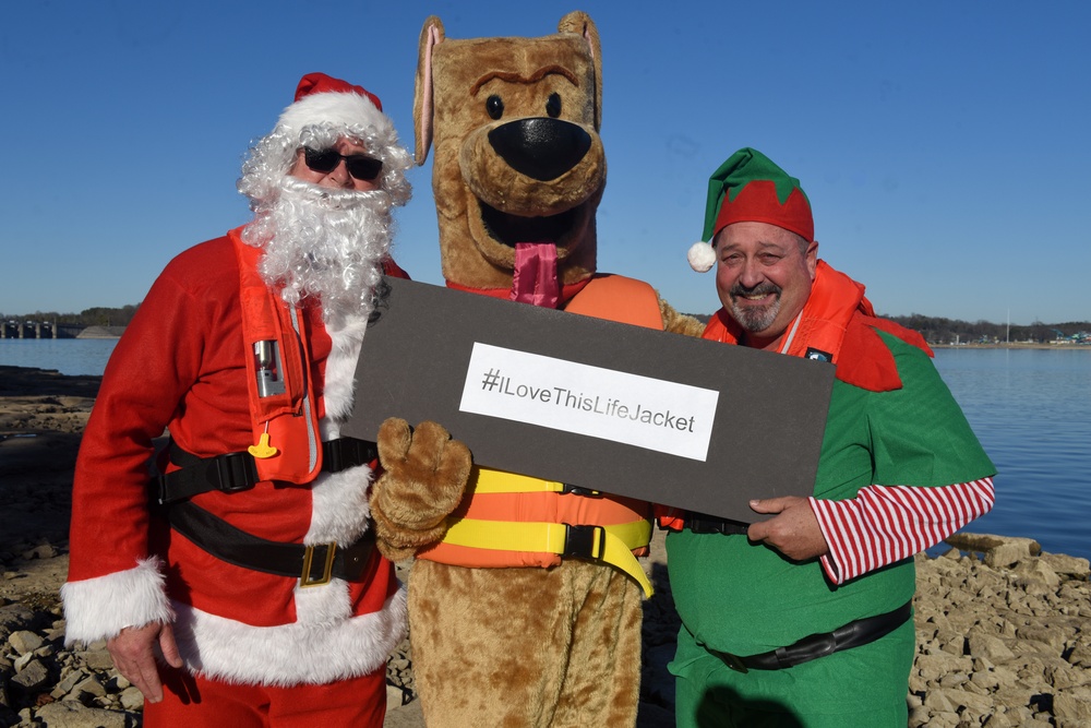 Santa joins Bobber the Water Safety Dog for holiday message