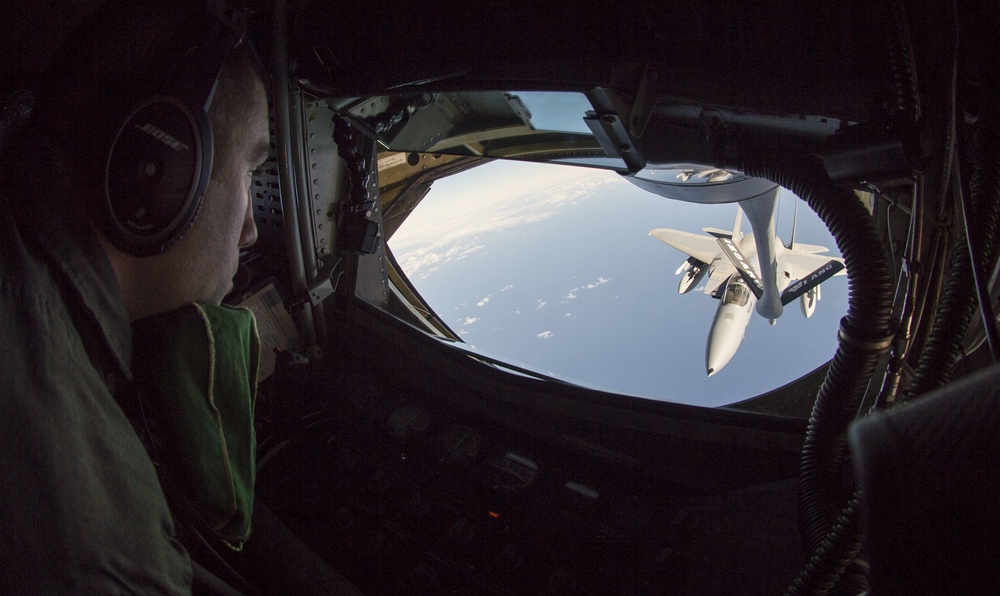 Sentry Aloha 19-1 Air Refueling