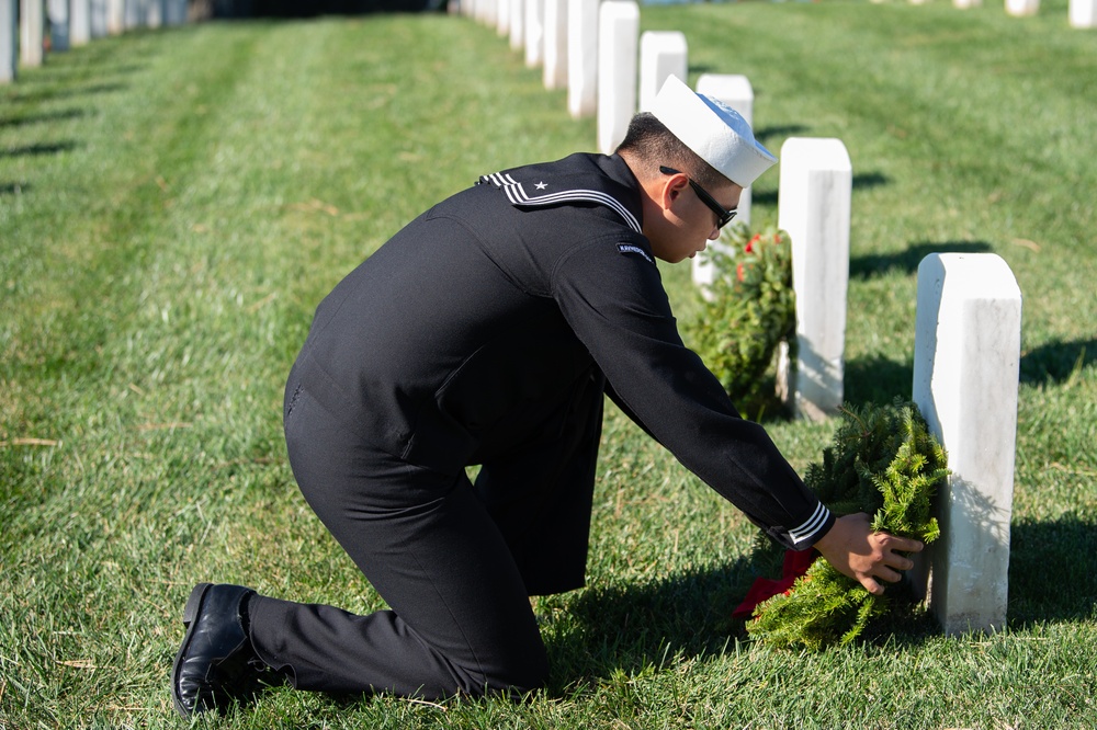 Wreaths Across America 2018