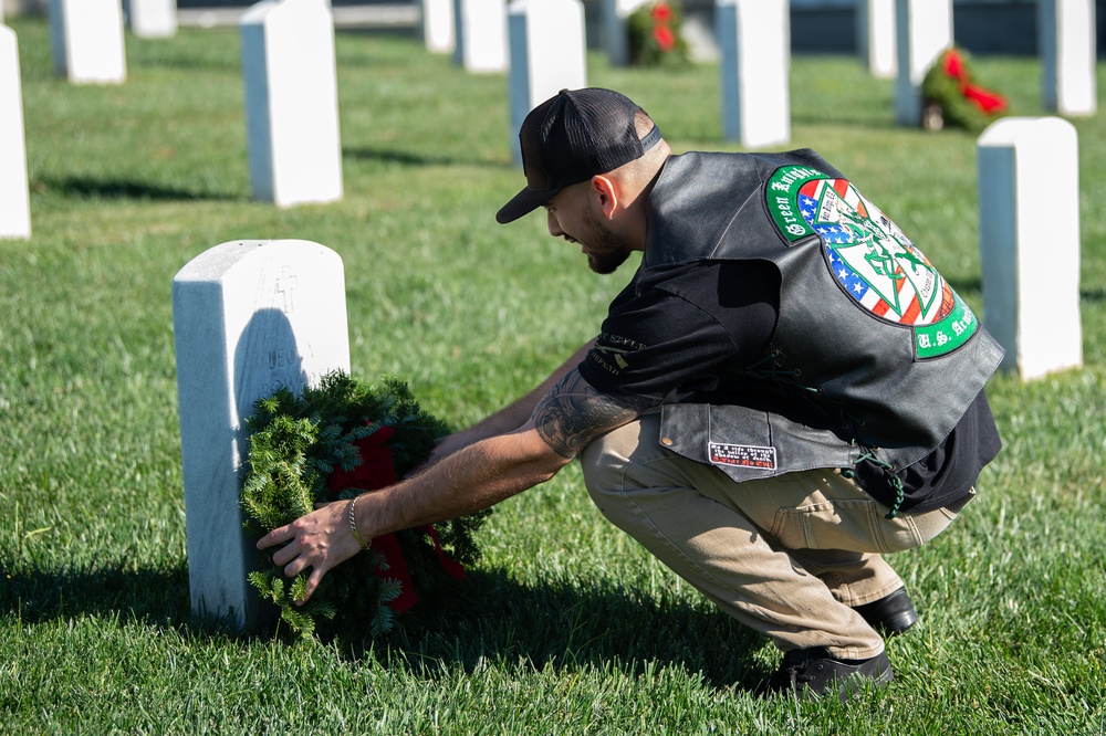 Wreaths Across America 2018