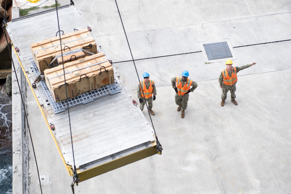 NCHB 1, Detachment Guam, Conduct Offload Operations Aboard USNS GYSGT Fred W. Stockham