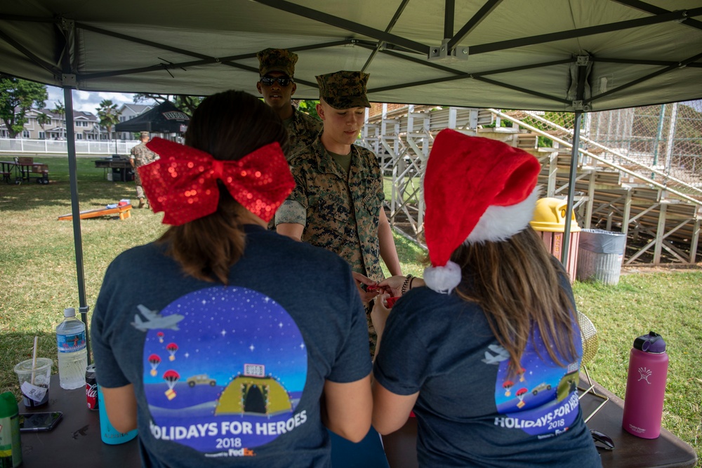 USO, MCCS join together to serve Marines