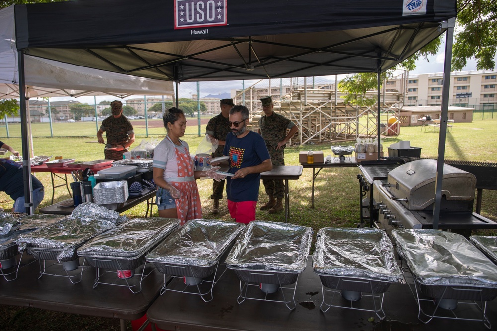 USO, MCCS join together to serve Marines