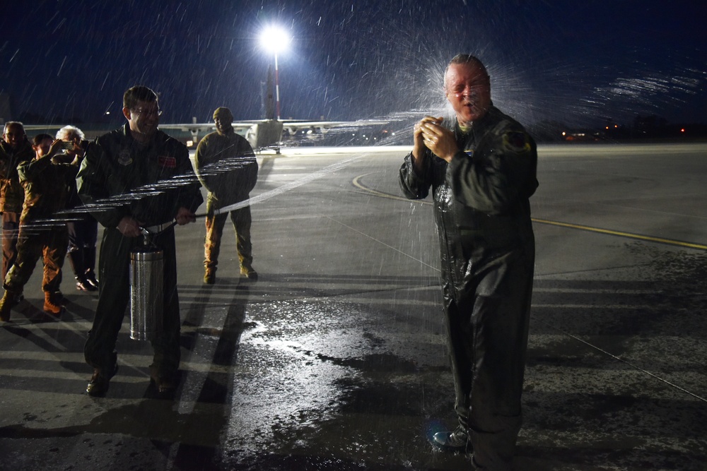 Maj. Gen. Jesse Simmons &quot;fini flight&quot;