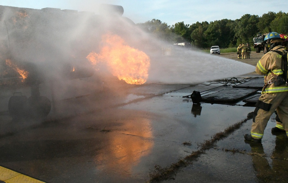 Fort Knox Garrison Command team feels the heat during airfield firefighting training