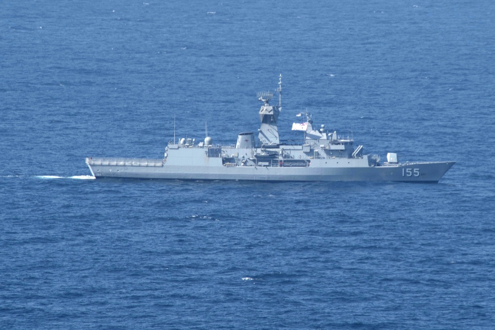 USS Spruance (DDG) 111 during the anti-submarine warfare exercise SHAREM 195