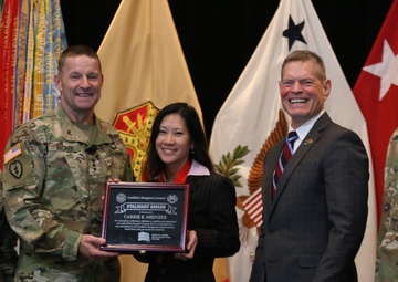 Fifth Lee employee earns IMCOM's prestigious Stalwart Award