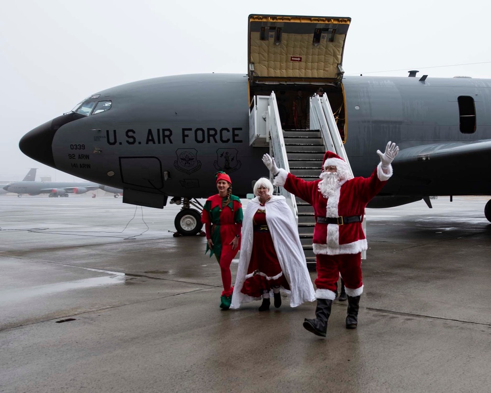 141st ARW celebrates annual Winter Fest