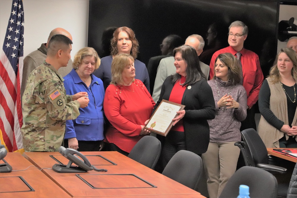 Fort McCoy receives commendation certificate from Wisconsin governor