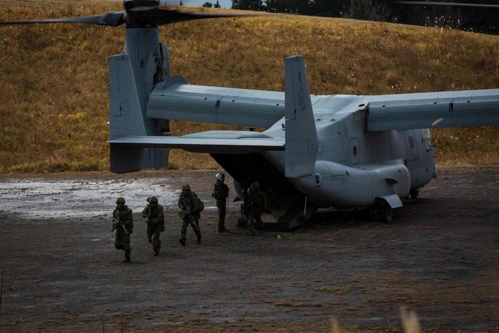 DVIDS - Images - Aerial insert during Forest Light 19.1 [Image 1 of 12]