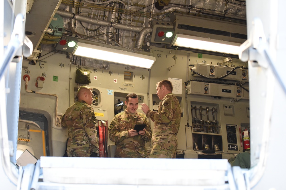 6th Airlift Squadron presidential mission