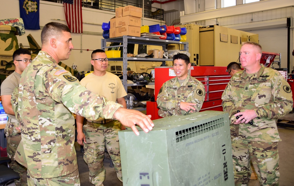 Hawaii Army National Guard's TASMG train in Connecticut