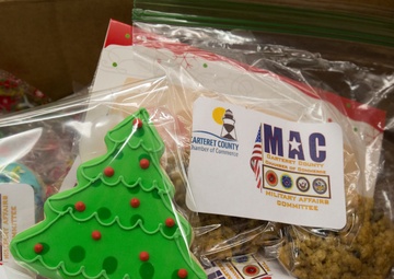 Carteret County MAC donates over 10,000 cookies to Cherry Point service members