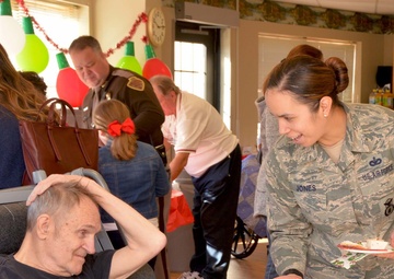 ‘Santa’s’ in uniform grant veteran’s wishes
