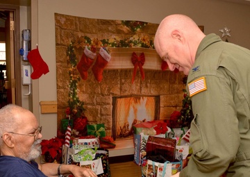 ‘Santa’s’ in uniform grant veteran’s wishes