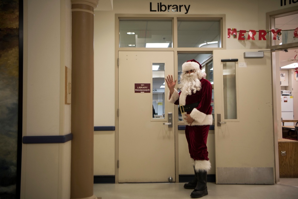 &quot;Toys for Tots&quot; delivers smiles across the Arctic