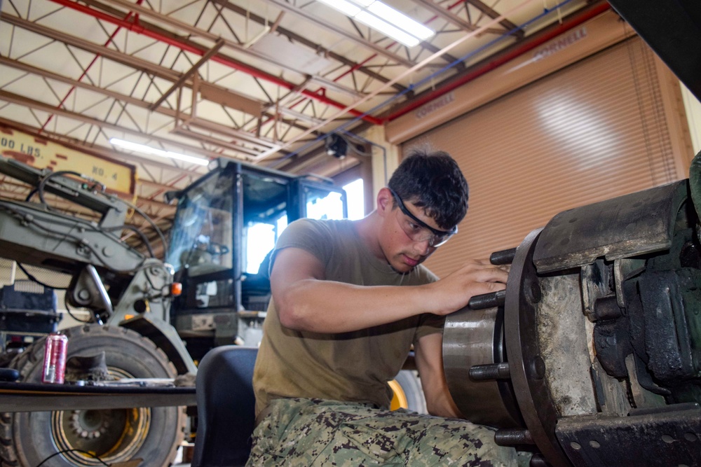 NMCB-3 Seabees Support NMCB-1